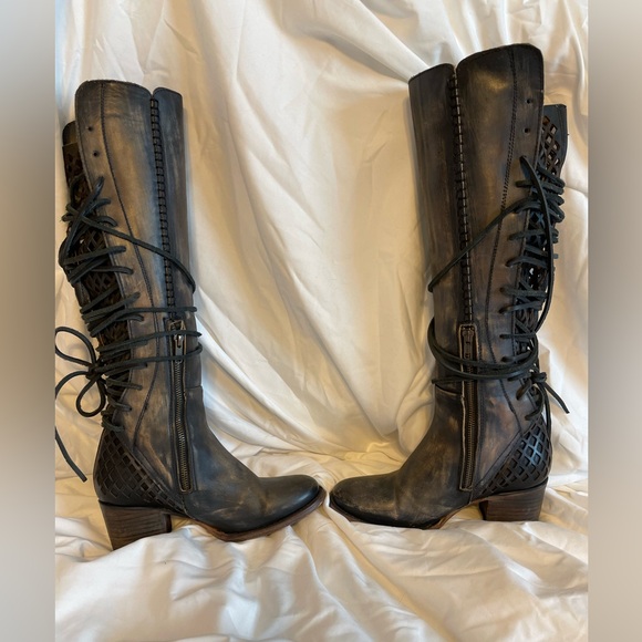 Freebird Carver lace up boots - Picture 5 of 7